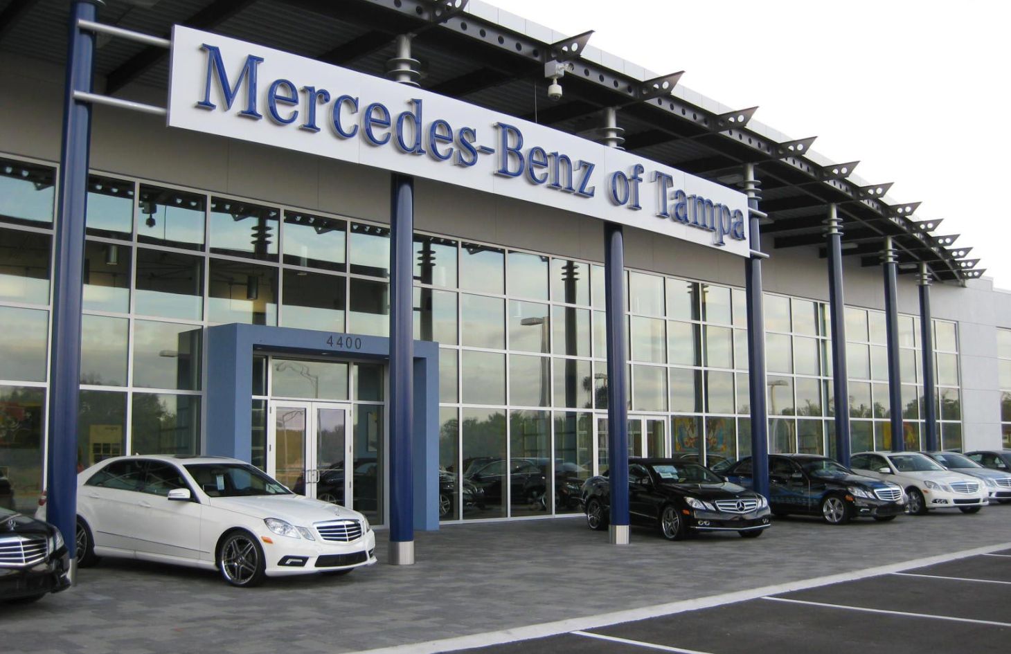 Mercedes Benz Of Tampa front view
